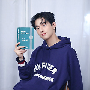 코스모폴리탄 7월호 촬영 현장 비하인드