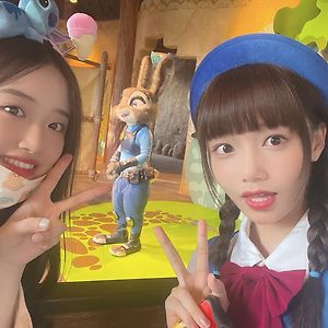 AKB48 TEAM SH 胡馨尹 후신인 沈莹 션잉 인스타