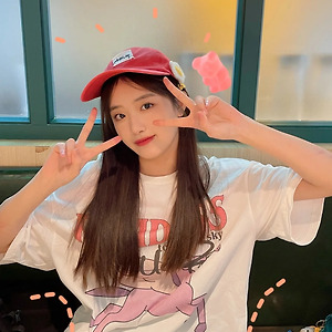 AKB48 TEAM SH  胡馨尹 후신인 샤오홍슈