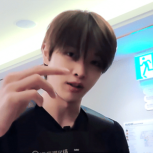 250225 Enjoying Hot Pot Night 성찬