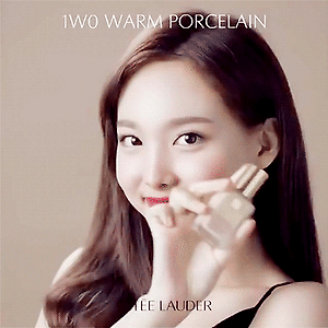 200929 에스티로더 인스타스토리 나연 움짤 - 1p