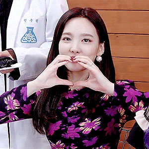 181117 예능연구소 연구일지 나연 움짤 - 2p