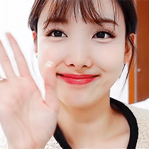 210309 TW-LOG with SECRET FRIEND INTRO 나연 움짤 - 1p