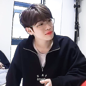 230327 김태래 < #주세요♥ 플래닛 특파원 > Gif&Cap