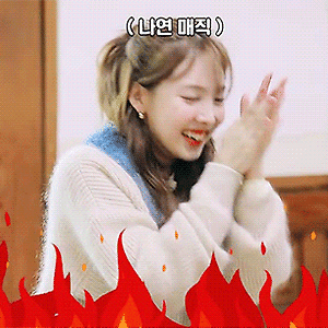 220121 TIME TO TWICE TWICE New Year 2022 EP.03 나연 움짤 - 2p