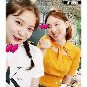 200611 예리 X 나연 '예리한방' 구.좋.알~ 나연 움짤  - 1p