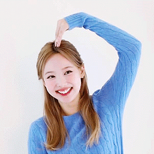 221021 TWICE 7TH ANNIVERSARY "Together 1&2" MD Behind the Scenes 나연 움짤 - 1p