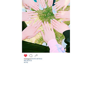 트와이스 일주년 배경화면