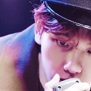 [GIF] EXO-CBX DEBUT MUSIC VIDEO "HEY MAMA" 백현 Baekhyun