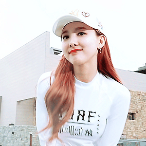170602 MLB 2017 SUMMER RASHGUARD 나연 움짤 - 1p