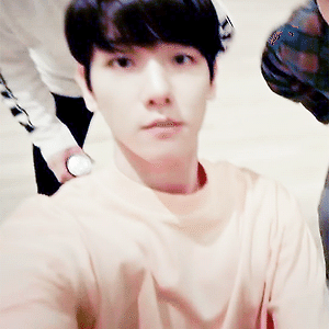 [GIF] They Never Know VCR 백현 BAEKHYUN