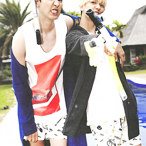 [EDIT] EXO Dear.Happiness 백현 찬열 Baekhyun Chanyeol 폰 배경화면 (for iPhone 6)