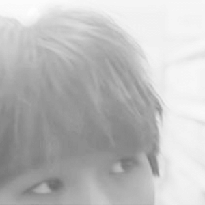 [GIF] 라이트 세이버 백현