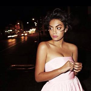 Thelma Plum - Young In Love