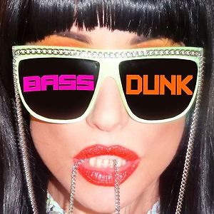 Charlotte Devaney ft. Fatman Scoop & Lady Leshurr - Bass Dunk