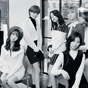 HIGH CUT x Twice vol. 182