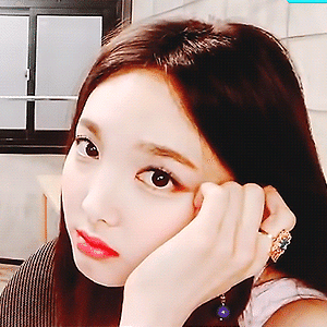 170306 쯔모예요 V LIVE 나연 움짤 - 20p