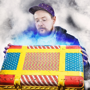 Dan Deacon - Feel The Lightning