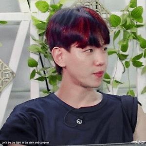 [GIF] 브이앱 먹방 백현 BAEKHYUN