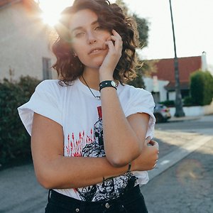 Leah Capelle - know me better