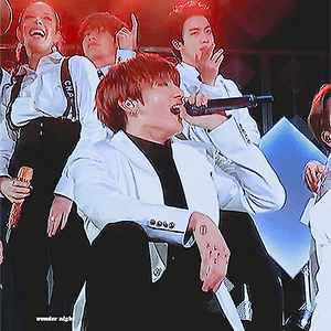 191220 BTS iHeartRadio Jingle Ball 2019