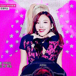 151114 음악중심 OOH-AHH하게 나연 움짤 - 5p