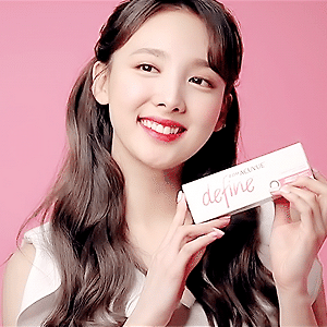 180504 아큐브 CF 비하인드 나연 움짤 - 7p