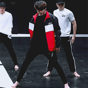 [CHOREOGRAPHY] BTS (방탄소년단) 'Black Swan' Dance Practice