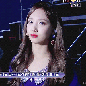 171219 MMA 비하인드 나연 움짤 - 1p