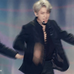 [GIF] 171202 멜론뮤직어워드 MMA 백현 BAEKHYUN
