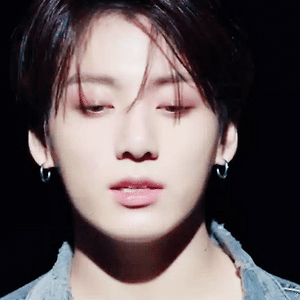 BTS (방탄소년단) 'FAKE LOVE' 스포티파이ver 세로 MV