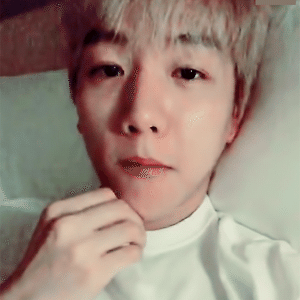 [GIF] 180130 V앱 에리들놀자 백현 BAEKHYUN