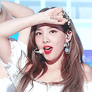 180713 뮤직뱅크 인터뷰,DTNA 나연 움짤 - 10p