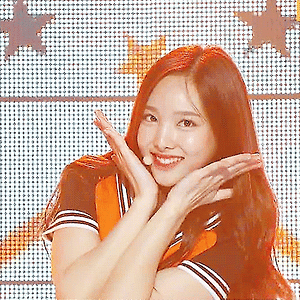 151024 음악중심 다시해줘, OOH-AHH하게 나연 움짤 - 5p