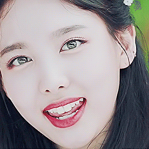 180709 Dance The Night Away M/V 나연 움짤 - 6p
