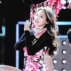 151025 제주 K-pop 페스티벌 OOH-AHH하게  나연 움짤 (cr.단비) - 8p