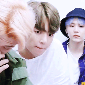 [BANGTAN BOMB] BTS 'DNA' MV REAL reaction