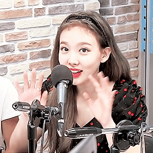180711 최화정의 파워타임 나연 움짤 - 6p