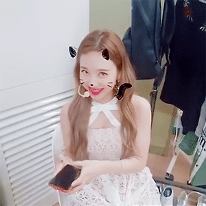 180724 트와이스타그램 나연 움짤 - 1p