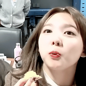 171110 최화정의 파워타임 나연 움짤 - 9p