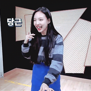 151023 TWICE TV2 EP.01 나연 움짤 - 3p