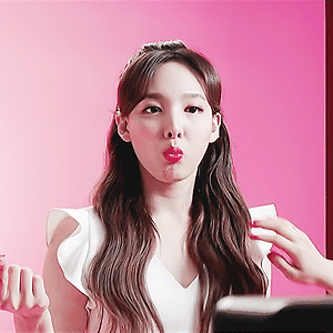 180422 TWICE TV 2018 EP.09 나연 움짤 - 13p