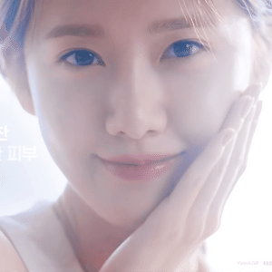 수분을 오래 머금고 있는 #수분스폰지 그린티 씨드 세럼 #Hydrosponge