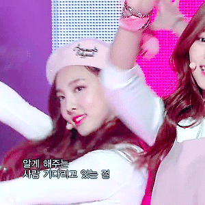 151128 음악중심 OOH-AHH하게 나연 움짤 - 1p