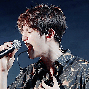 [GIF] 180826 에이네이션 A-NATION 백현BAEKHYUN [코스믹~엔딩]