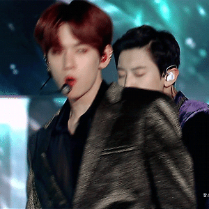 [GIF] 181225 SBS가요대전 백현 BAEKHYUN