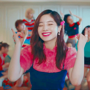 171222 Merry & Happy M/V