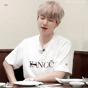 [GIF] 180711 엑소 첸백시의 사다리타고 여행 38화 백현 BAEKHYUN