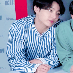 BTS Tries Churros, In N Out & Gets LA Dodgers Gear! (102.7KIISFM 인터뷰)