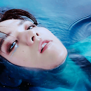 [GIF] EXO POWER M/V 백현 BAEKHYUN 재보정